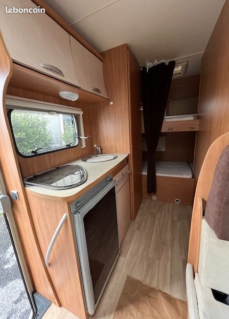 Camping car Chausson Flash 03 2.2 TDCi 140CV — Garage Normandie Auto — photo 5
