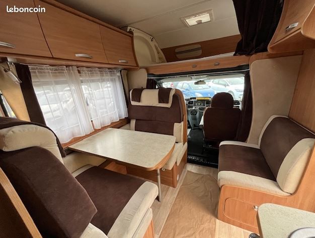 Camping car Chausson Flash 03 2.2 TDCi 140CV — Garage Normandie Auto — photo 7