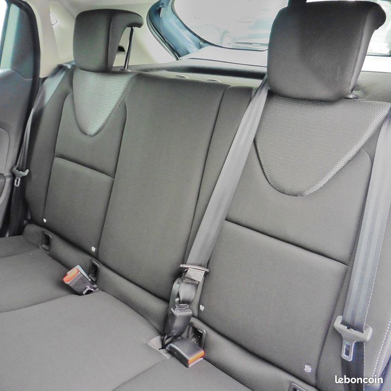 Clio IV 1.2i 75CV 59 600kms Bluetooth / régulateur — Garage Normandie Auto — photo 5