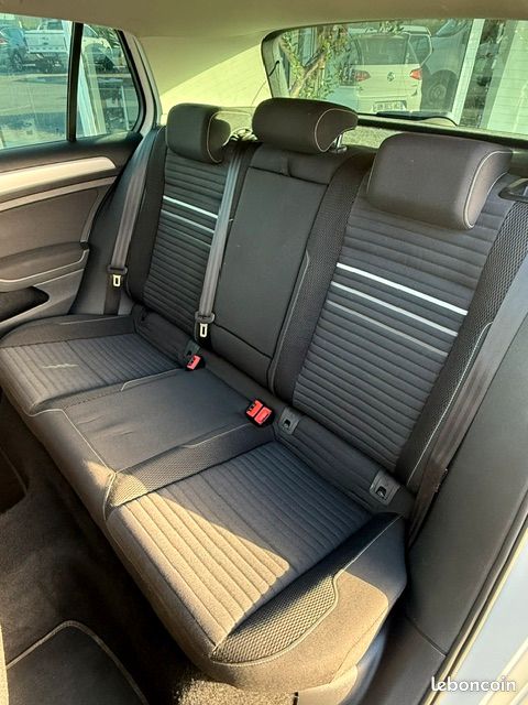 Golf VII 1.6 TDi 105CV Bluemotion technology Cup DSG7 — Garage Normandie Auto — photo 6